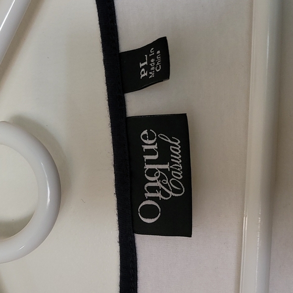 Onque Casual  Red White and Blue  Top Size PL - Picture 3 of 4